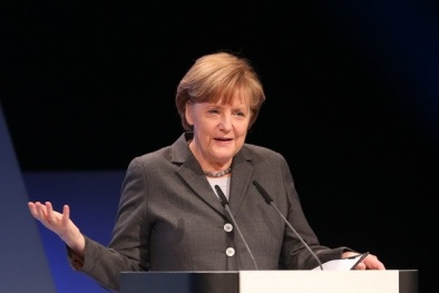 Đức phản đối áp đặt thêm trừng phạt kinh tế với Nga